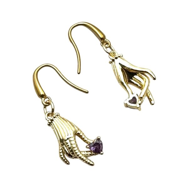 18K Gold Plated Ladies Hand Holding Purple Heart Crystal Earrings Pierced - Picture 2 of 4